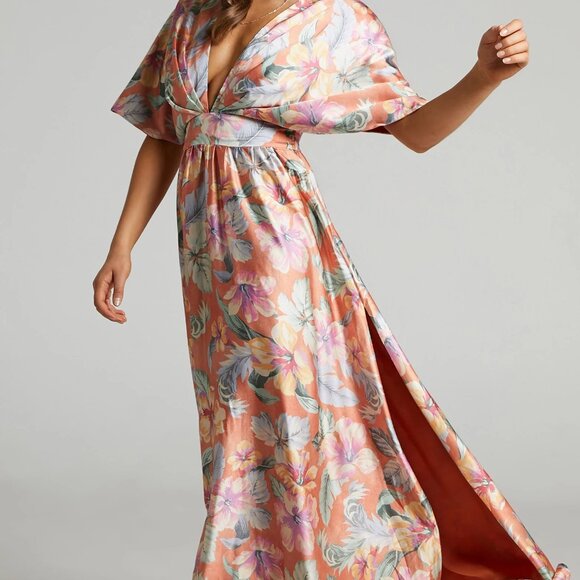 Showpo. Dresses & Skirts - Showpo Women’s | Sophia Maxi Dress Multi Floral | Size 10